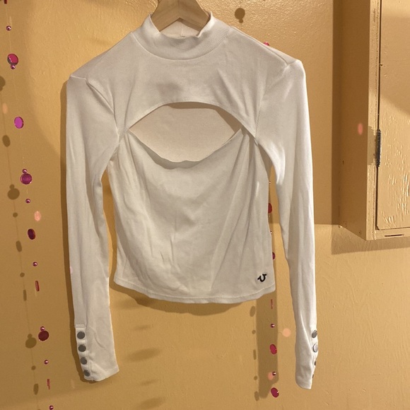🌺TRUE RELIGION 🌹BRAND NEW NEVER WORN 🧚NO TAGS 🌸LONG SLEEVE CUT OUT TOP - Picture 2 of 9